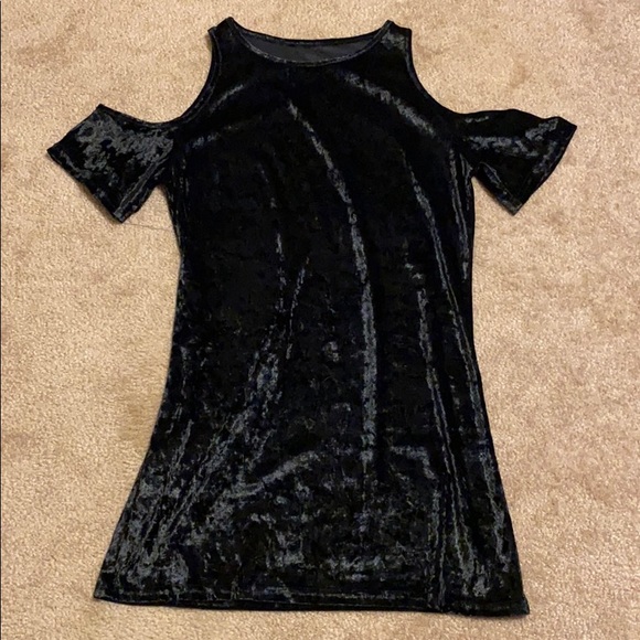 Black Velvet Cold Shoulder Dress/Long Top - Picture 6 of 6